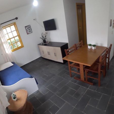 Апарт отель Residencial Colonial Amarelo A 150M Da Praia De Mariscal Бомбиньяс Экстерьер фото