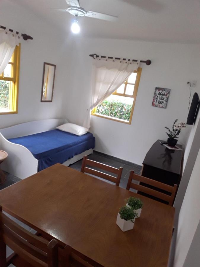 Апарт отель Residencial Colonial Amarelo A 150M Da Praia De Mariscal Бомбиньяс Экстерьер фото